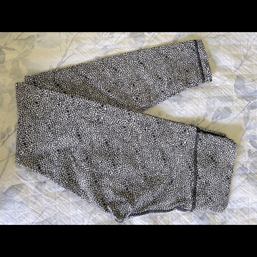 Lululemon Leggings, Size 6, like new